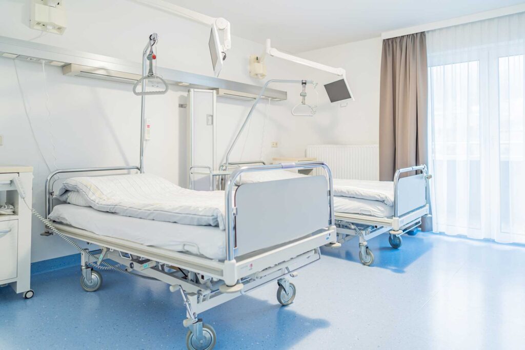 Aufmesser (Radstadt) Zimmer mit Krankenbetten
