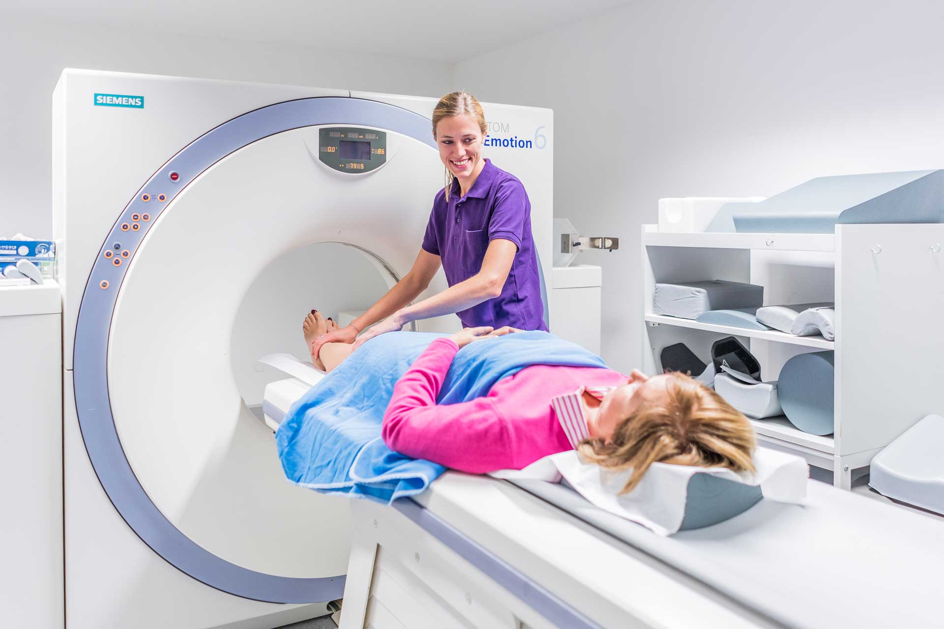 MRI (magnetic resonance tomography) - Doctor Aufmesser Radstadt / Obertauern